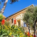 Villa La Pescade By Riviera Holiday Homes Vi4257
